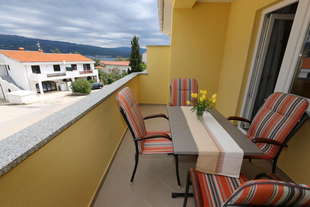 Apartment In Silo/Insel Krk 13439 외부 사진