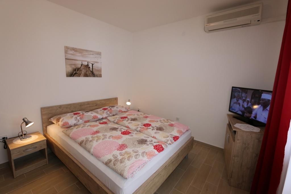 Apartment In Silo/Insel Krk 13439 외부 사진