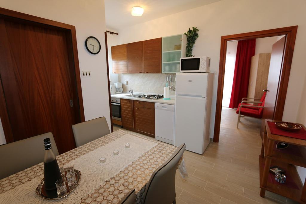 Apartment In Silo/Insel Krk 13439 외부 사진